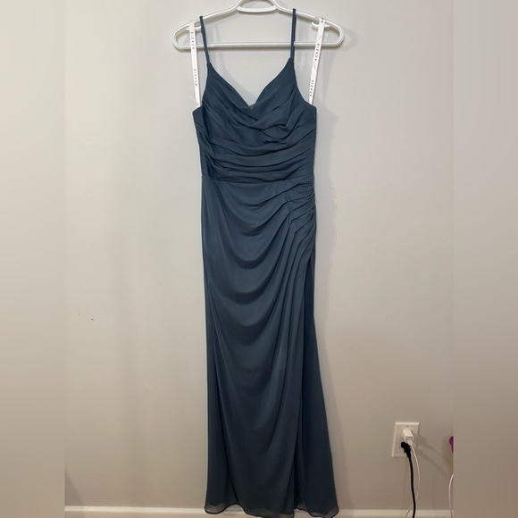 Azazie Dresses & Skirts - Azazie Deandra dress